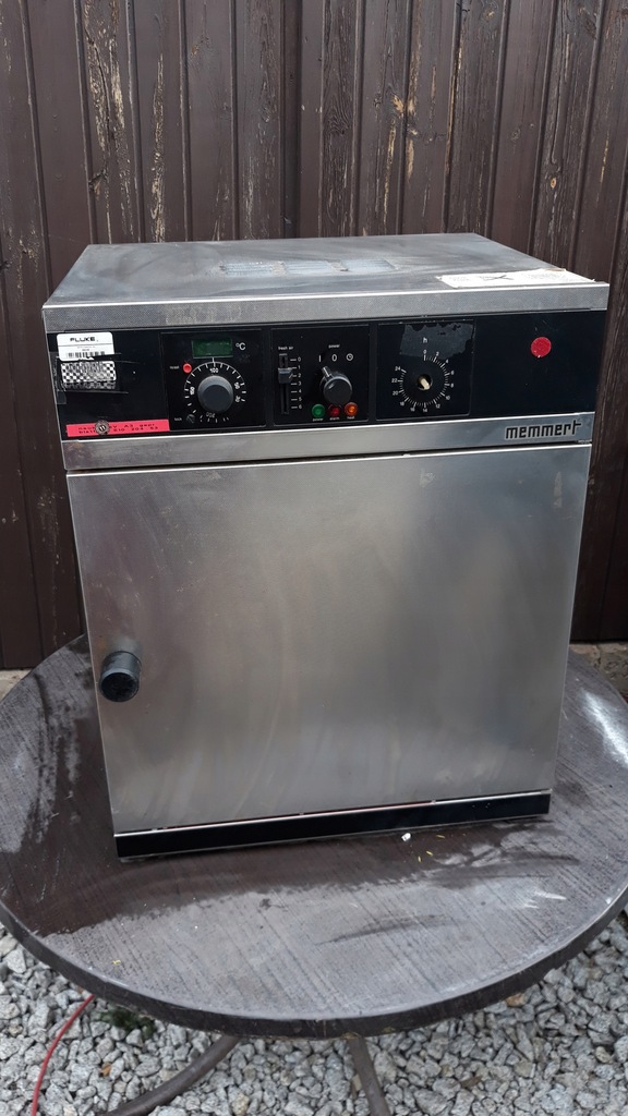 Cieplarka Inkubator SUSZARKA MEMMERT ULM 400