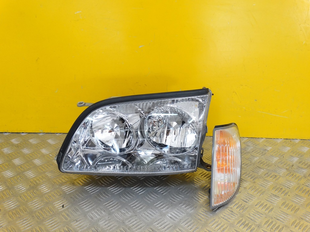 LEXUS LS400 1997- REFLEKTOR LAMPA XENON KIERUNEK