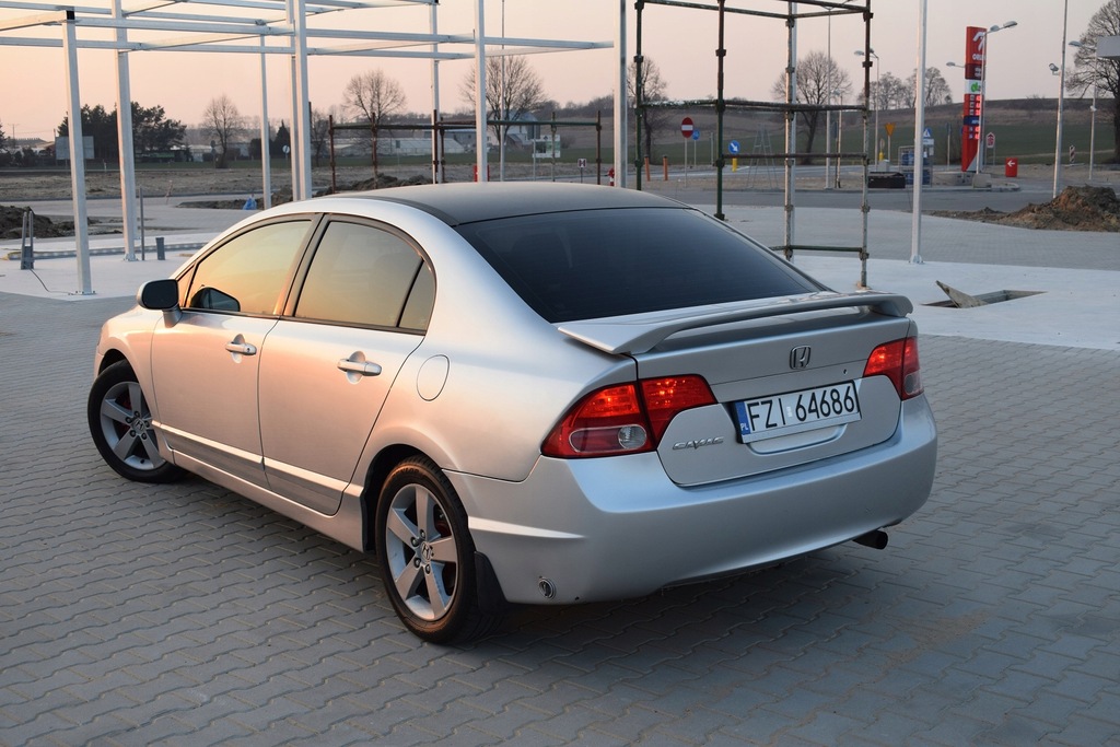 Honda Civic 8 1.8 140KM LPG Sedan Zarejestrowana