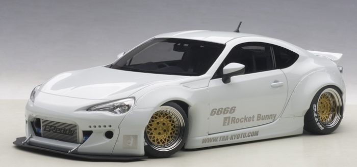 Toyota 86 Rocket Bunny 1:18 AUTOART 78756