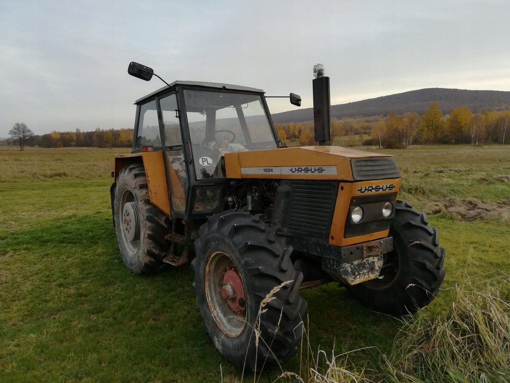 Traktor Ursus 1224 4x4 360 330 328