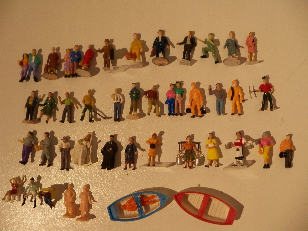 FIGURKI do MAKIETY H0 1:87 UŻYWANE ZESTAW 43 SZT. - 7687014718 ...