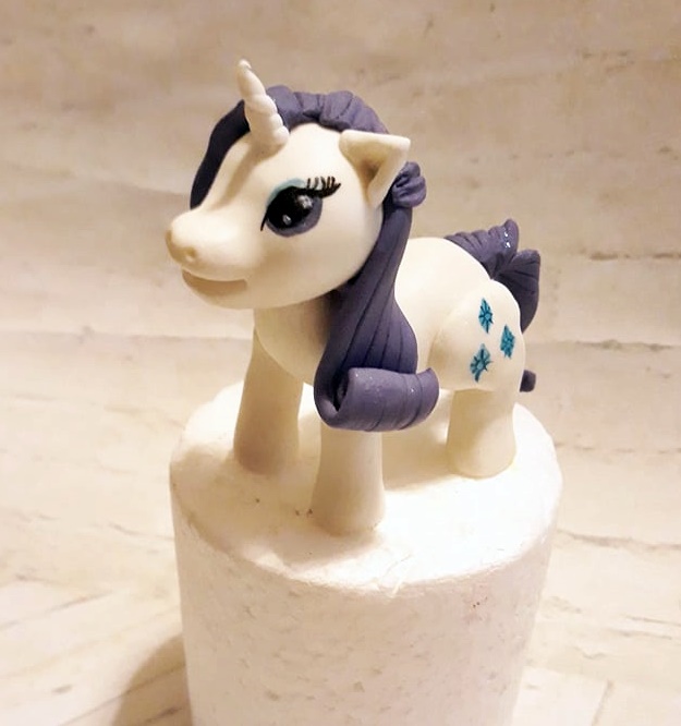Kucyk Pony figurka z masy Cukrowej na tort 