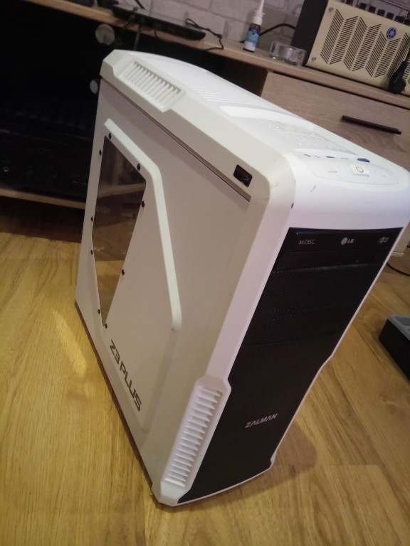 obudowa Zalman Z3 Plus biała i napęd DVD sprawne