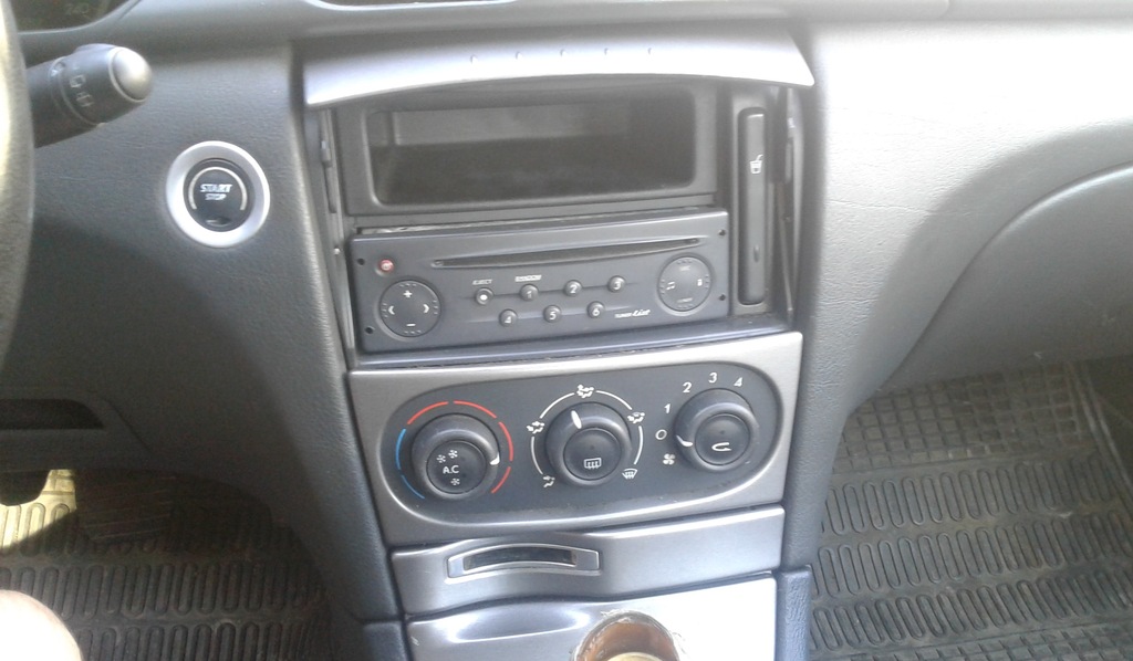 Panel klimatyzacji Renault Laguna 2 7742311728
