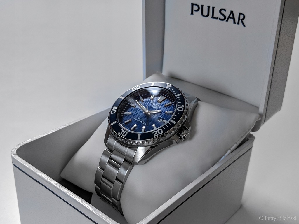 pulsar solar diver