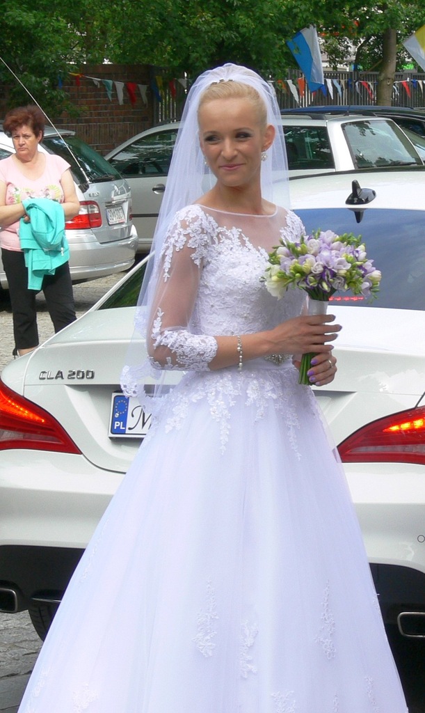 Suknia ślubna Sposabella, Swarovski