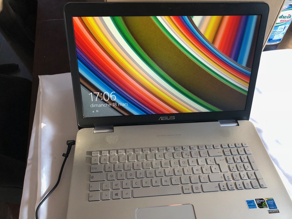 Asus N751JK-T7085H, 17-calowy, wydajny 12C MC GWAR