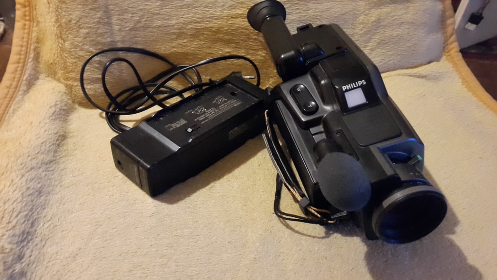 PHILIPS EXPLORER KAMERA VHSC 7179008681 oficjalne archiwum Allegro