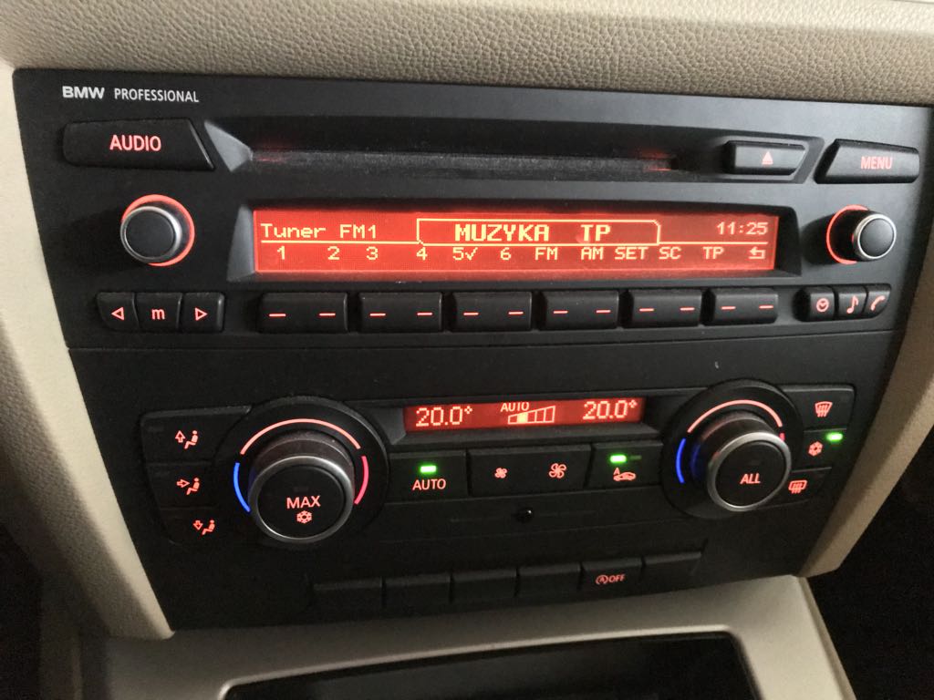 Radio Proffessional BMW E90 z własnego auta :)