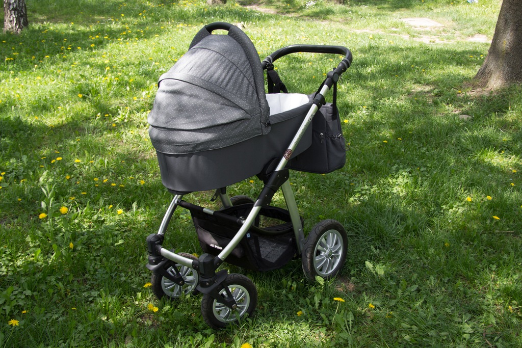 Baby Design Dotty 3w1 wózek, gondola, spacerówka