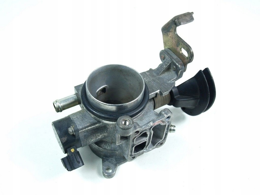 PRZEPUSTNICA TOYOTA YARIS 1.0 16V VVTI 8945252010
