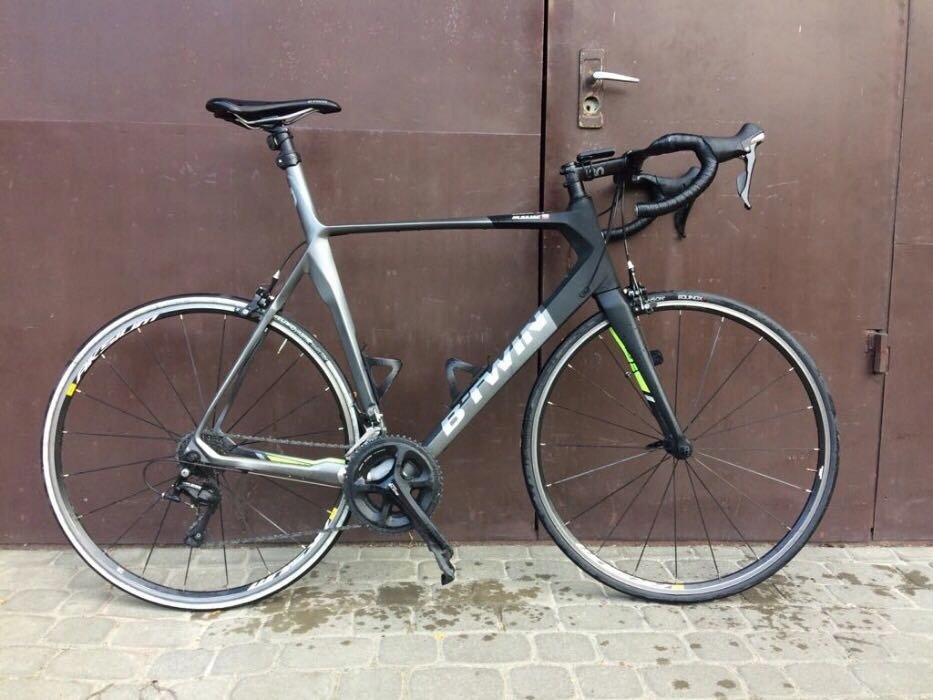 Rower szosowy Btwin Mach 720 Carbon