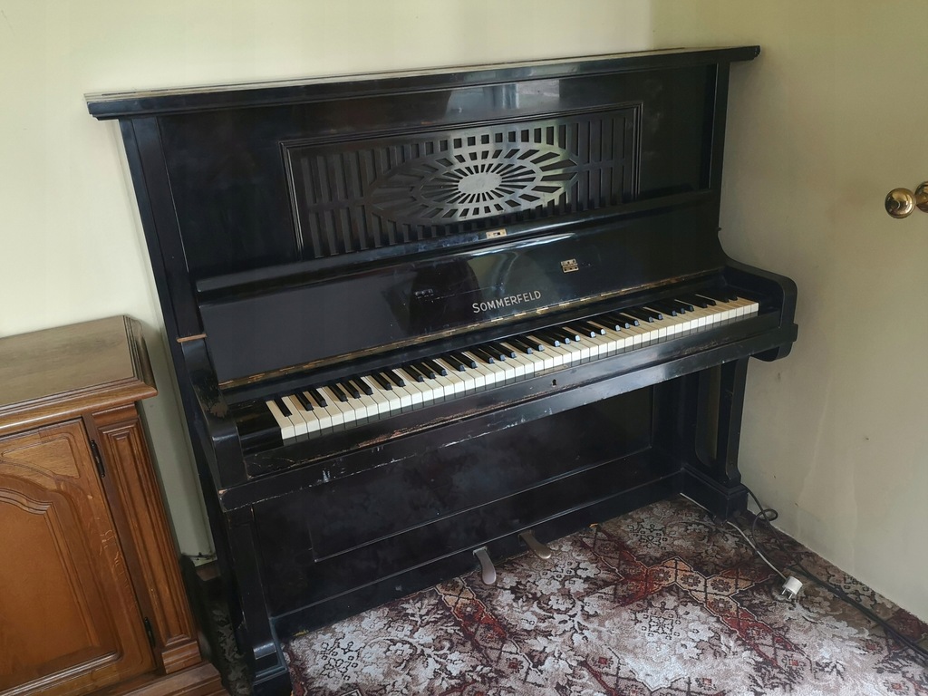 PIANINO SOMMERFELD