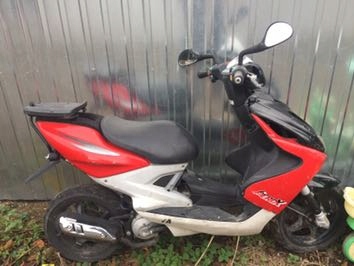 Skuter yamaha aerox