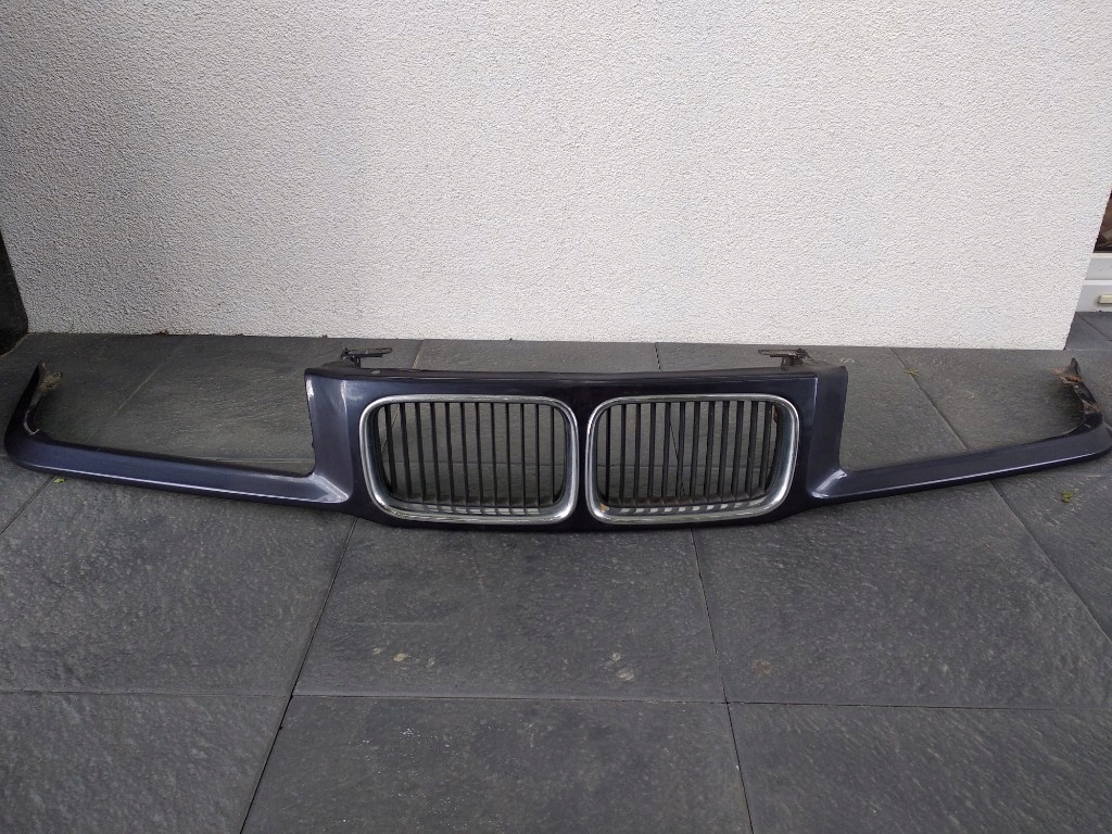 Nosek, atrapa, grill BMW E36 Coupe
