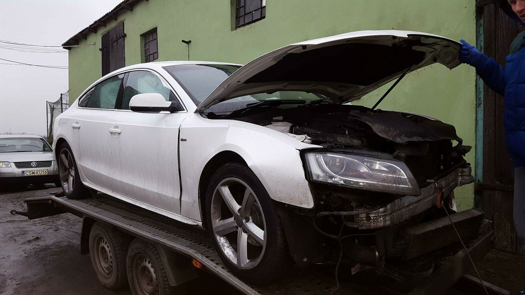 Audi A5 po wypadkuAnglik 7386030358 oficjalne