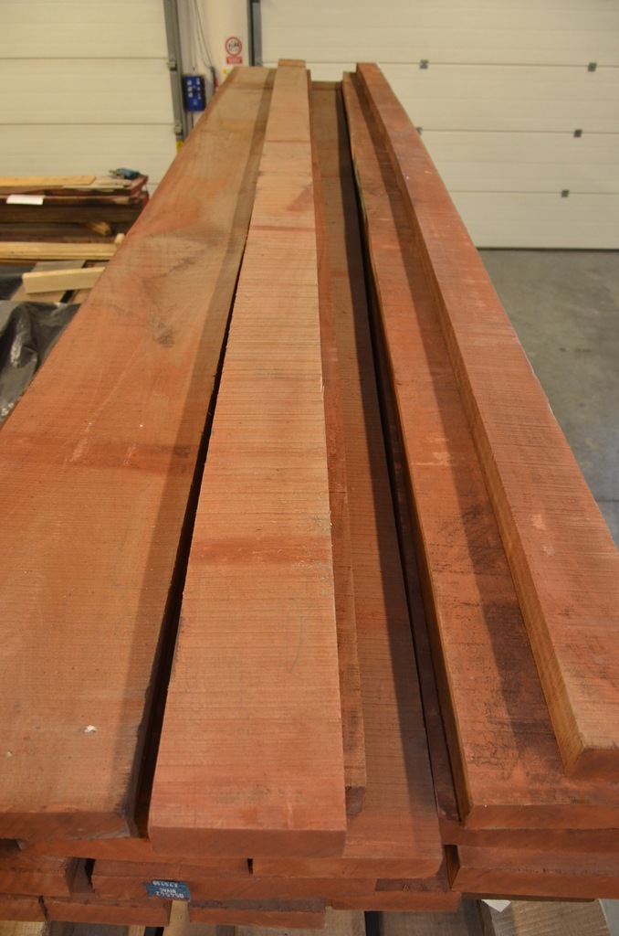 Drewno deska MAHOŃ SAPELI gr 52 mm sucha