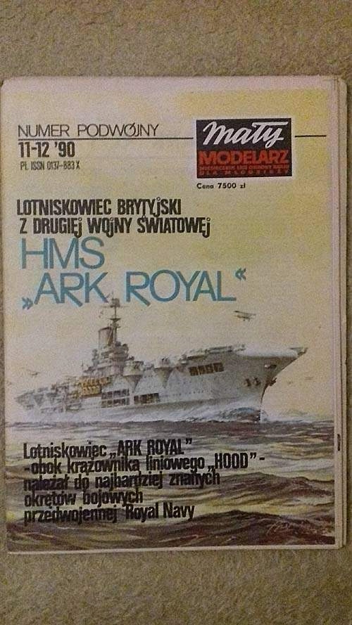 Lotniskowiec brytyjski "HMS ARK ROYAL"