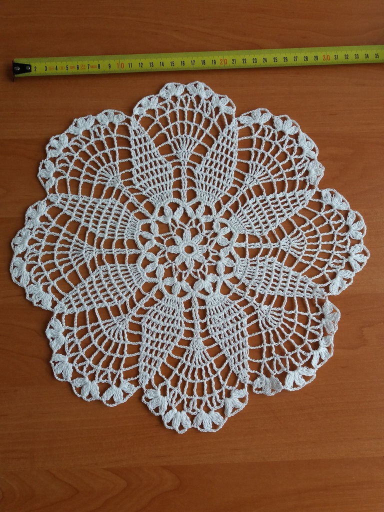 Serwetka szydełkowa do koszyczka Wielkanoc 32 cm