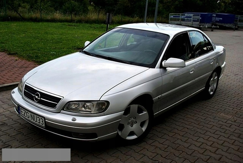 Opel omega bose