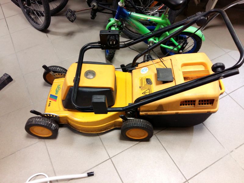 KOSIARKA ELEKTRYCZNA FLEURELLE TURBOLUX E40 1100W