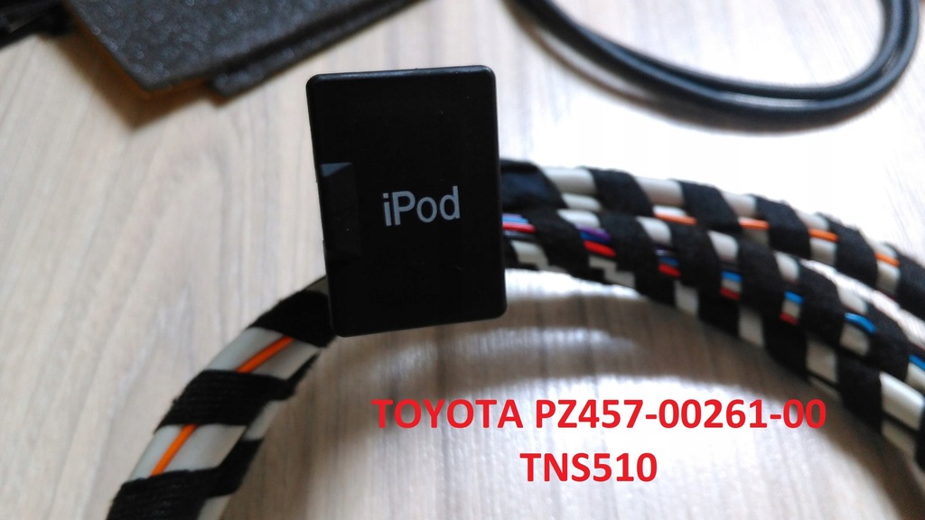 Zestaw samochodowy iPOD TNS510 TOYOTA LAND CRUISER