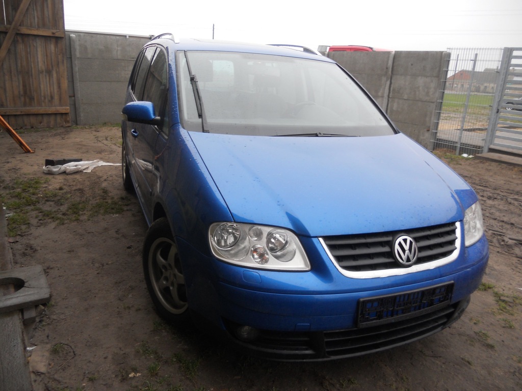 VW TOURAN HIGHLINE BEZ PRAWA REJESTRACJI 