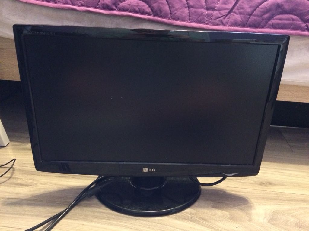 Monitor LG Flatron 22 cale W2243TT-PF 1920x1080 HD