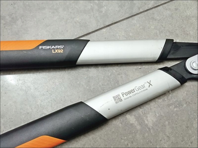 SEKATOR FISKARS LX92 7750003275 oficjalne archiwum Allegro