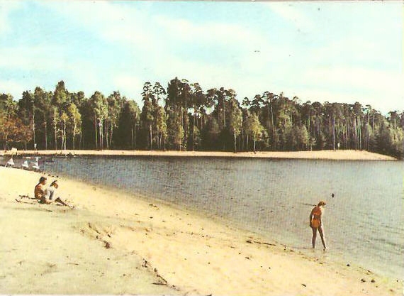 TURAWA --- PLAŻA NAD JEZIOREM --- 1967