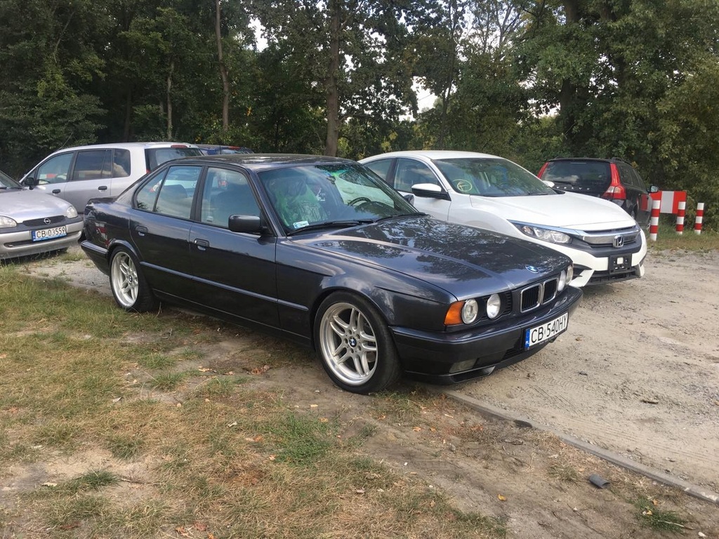 Alufelgi BMW Styling 37 E34 E32 s37 8/9,5x18 3tlg
