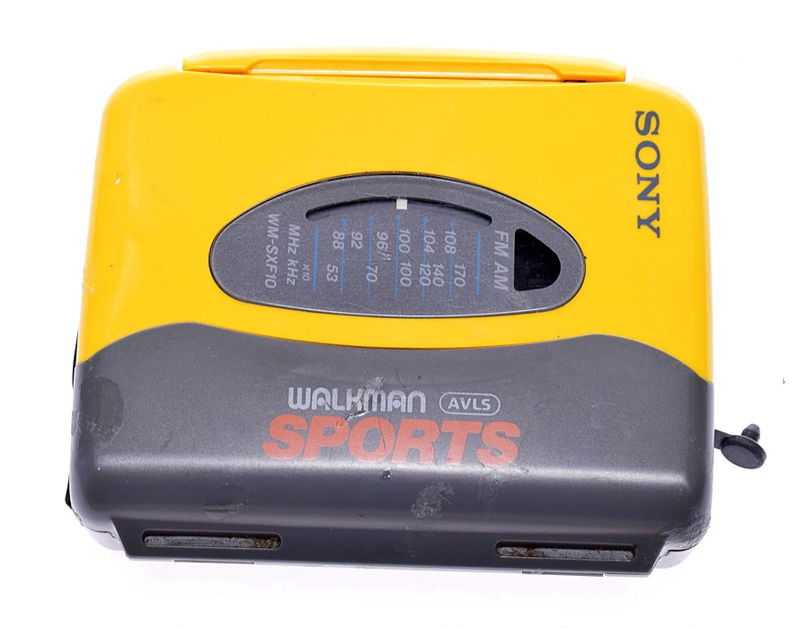 6034-80 ...SONY WM-SXF10... w#w WALKMAN RADIO