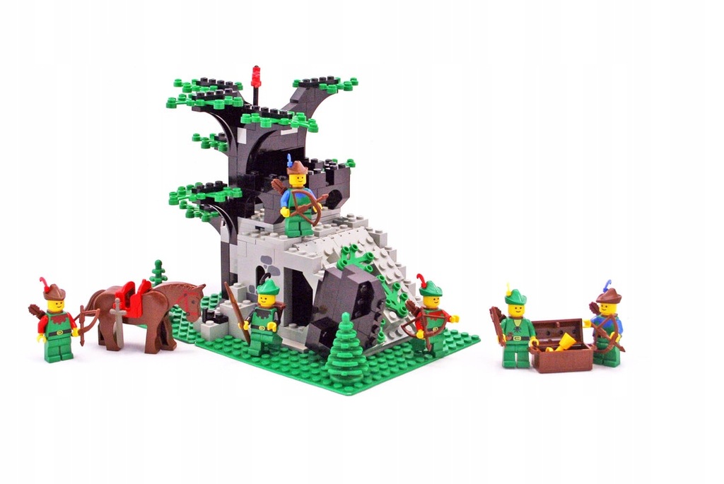 Zestaw Lego Castle Camouflaged Outpost 6066