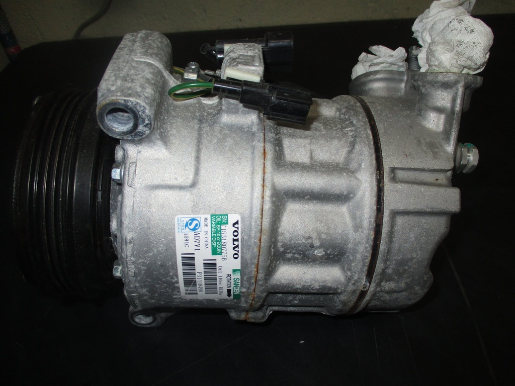 KOMPRESOR KLIMATYZACJI SPRĘŻARKA VOLVO 2.5T S60 T5