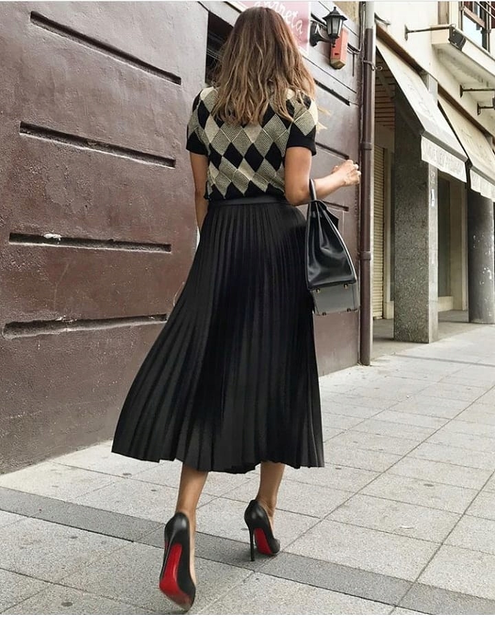 Zara plisowana spódnica ze sztucznej skóry XS 34
