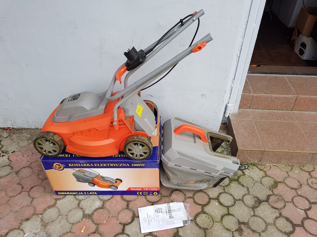 KOSIARKA ELEKTRYCZNA HARDER 1000W YK1000 KOMPLET
