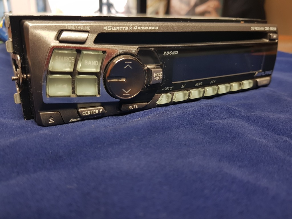 RADIO SAMOCHODOWE ALPINE CDE-9821R CD TUNER OKAZJA