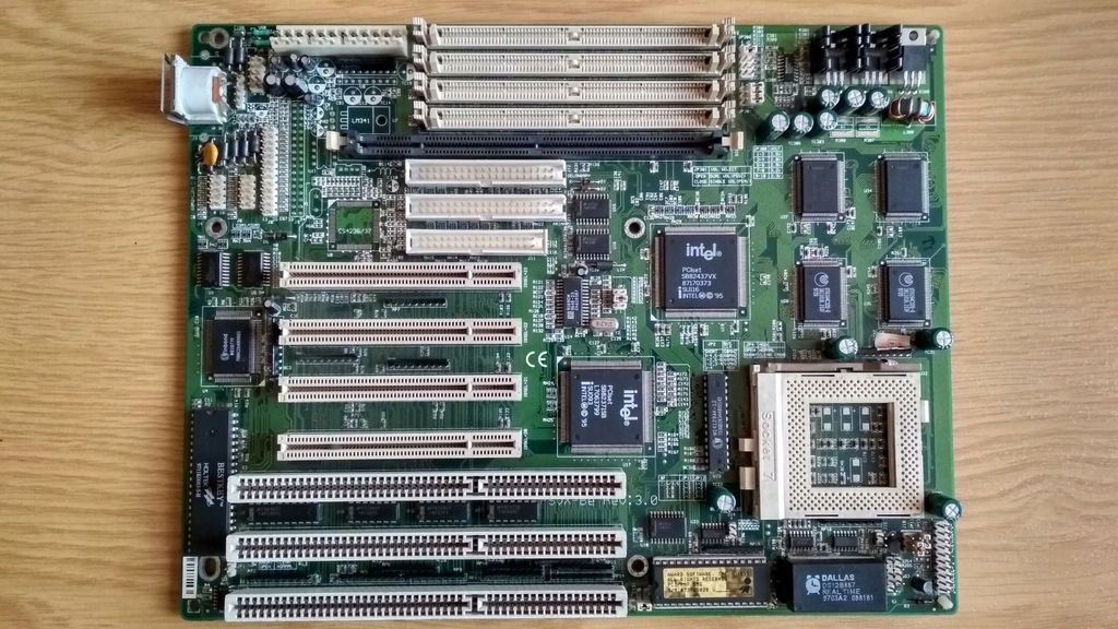 Płyta główna P5VX-be SOCKET 7 format AT PentiumMMX