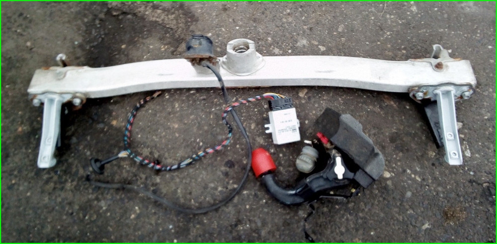 HAK ORIS ZESTAW BELKA HOL BMW E39 TOURING KOMPLET