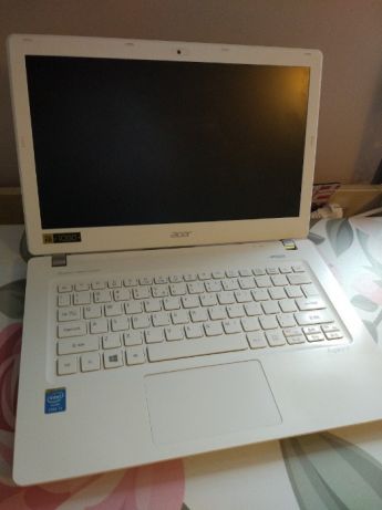 Laptop Acer Aspire V3-371 Biały i5 dyskSSD full HD
