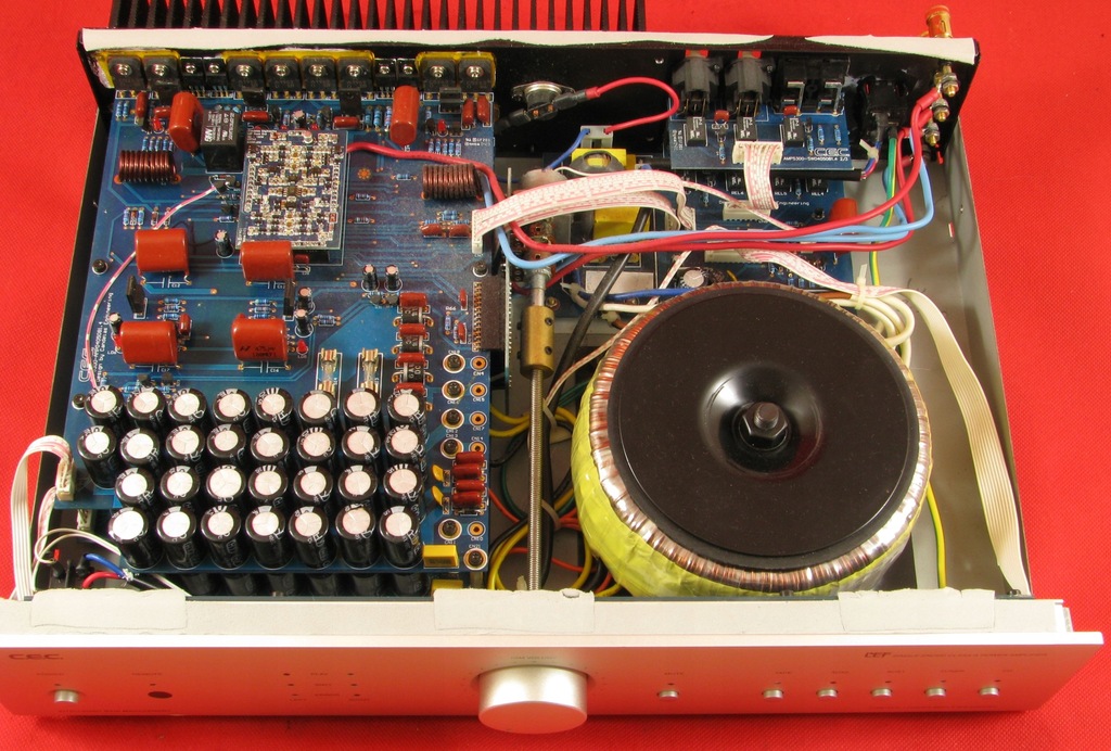 アンプ CEC AMP5300R amp5300r_in_s.jpg