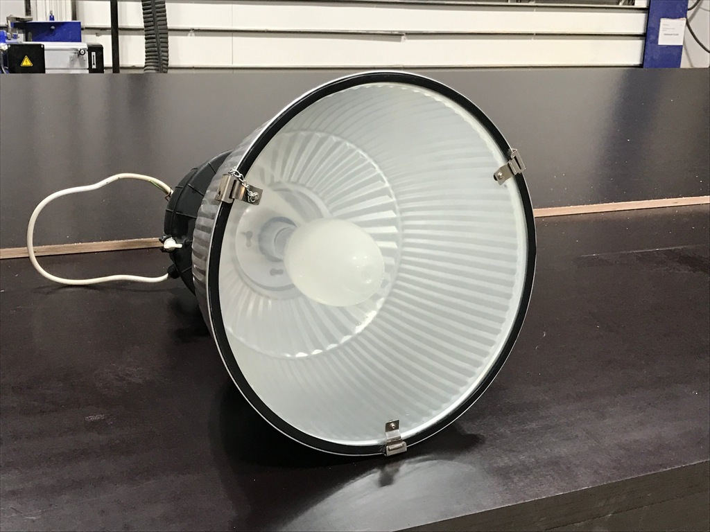 Lampa przemysłowa Luximex Typ LUX 400W E40 