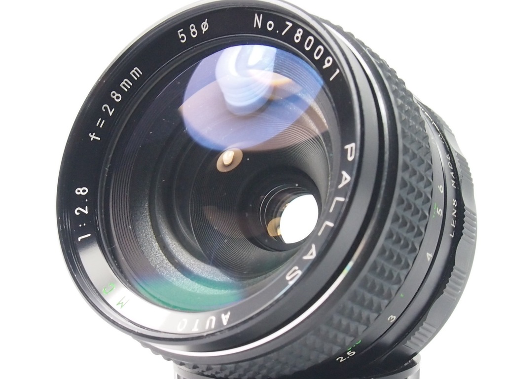 Obiektyw  M42  Pallas 2.8 28mm