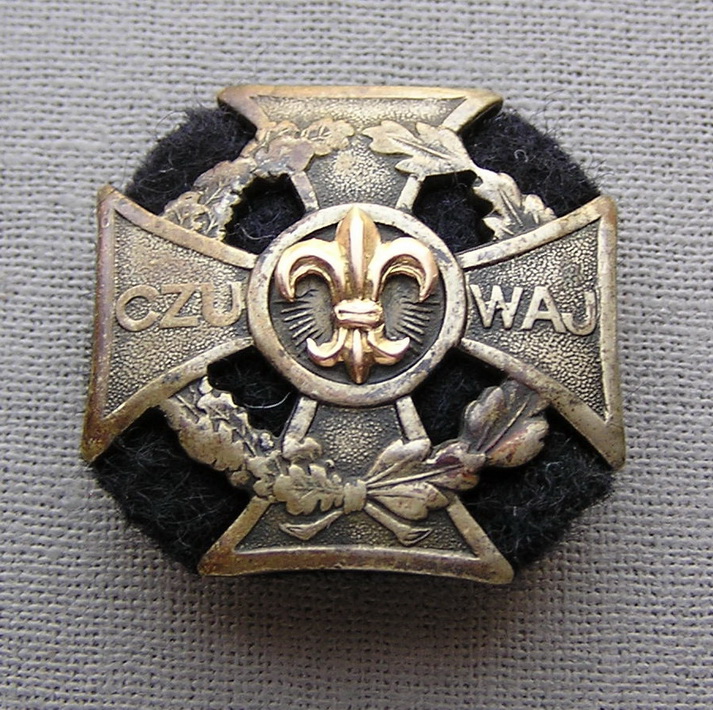 Krzyż harcerski 1946/7 XIX nr 917 złota lilijka Au