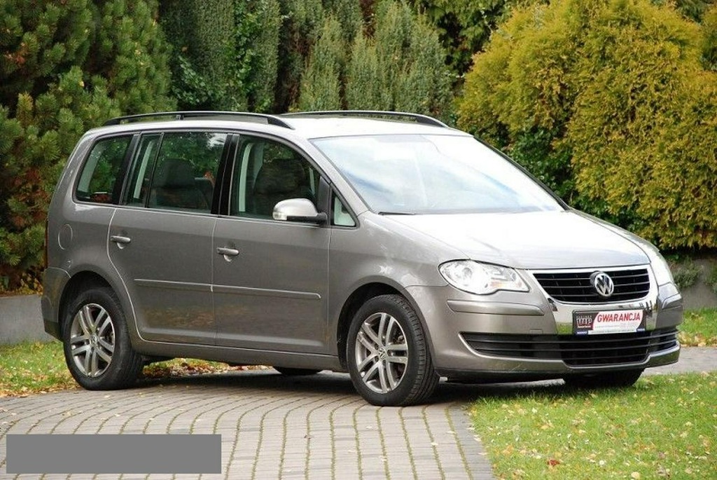 Volkswagen Touran 7-osobowy, serwis ASO,