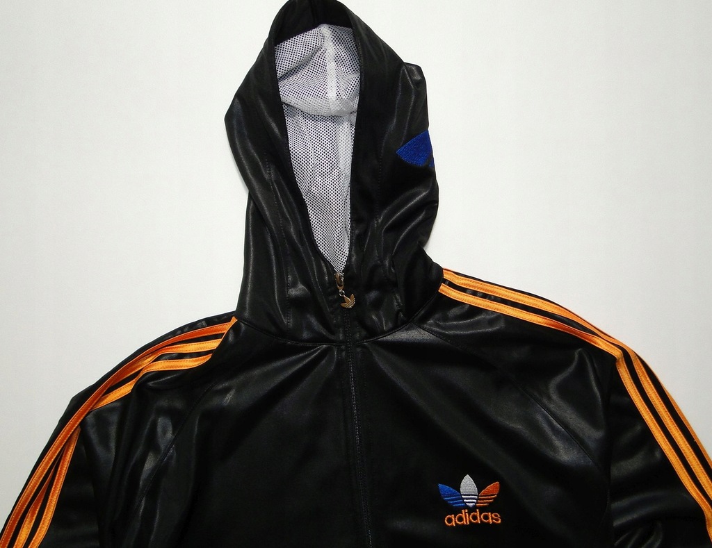 adidas chile 62 hoodie