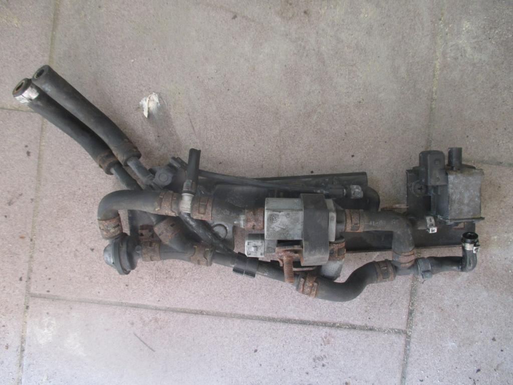 Audi TT I 8N 1.8T zawór podciśnienia 06A103911