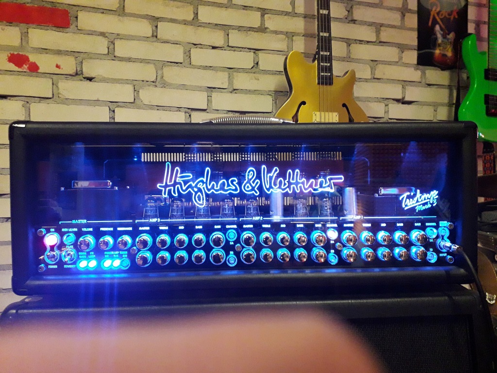 Hughes &amp; Kettner Triamp Mark 3