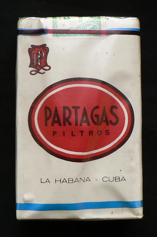 Papierosy PARTAGAS __ La Habana CUBA == lata 70-te